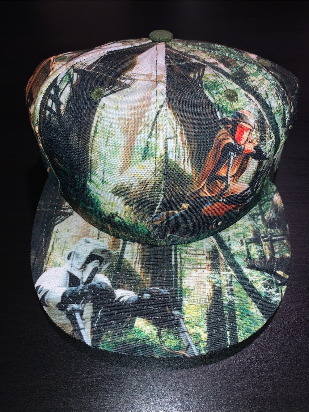 New Era (Return Of The Jedi) Forest Adventure Graphic Cap in Green and Brown